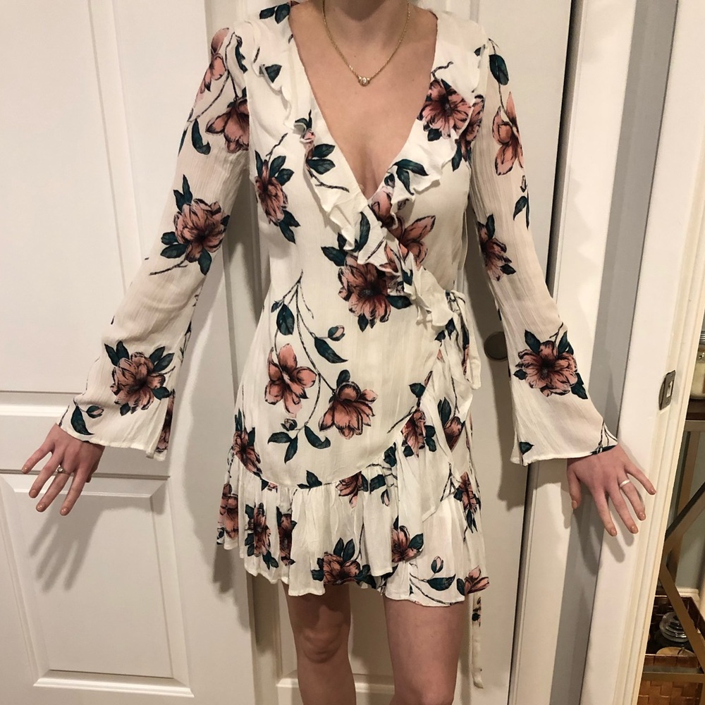 Billabong Floral Wrap side tie dress